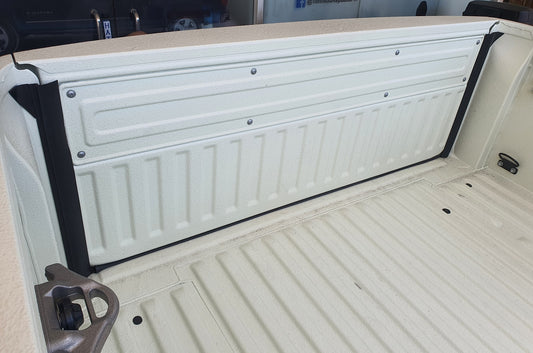 KEKO TAILGATE SEAL PROTECTOR