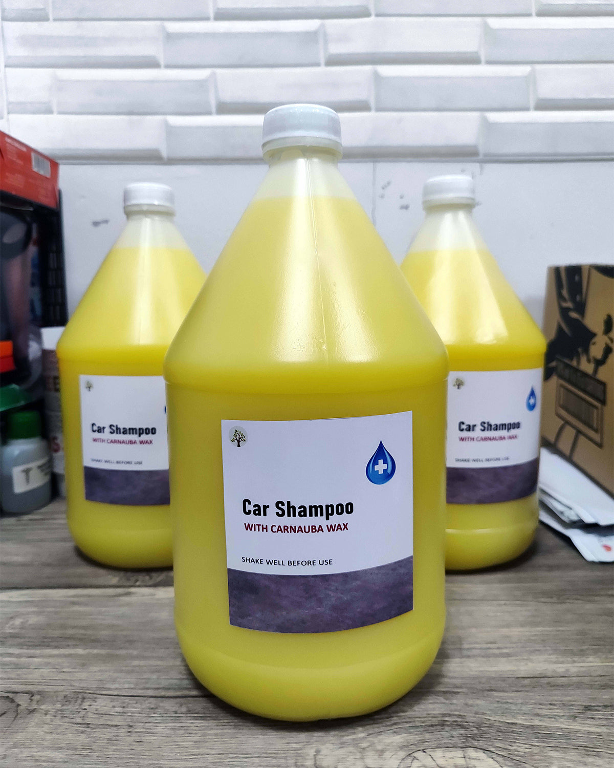 PURE CAR SHAMPOO WITH CARNAUBA WAX 1 GALLON